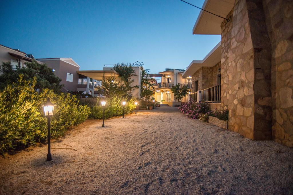 Belvedere Agia Marina Exteriér fotografie